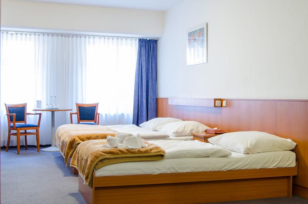 Hotel Inos Πράγα Εξωτερικό φωτογραφία