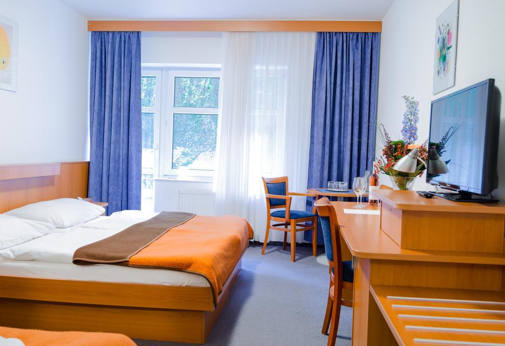 Hotel Inos Πράγα Εξωτερικό φωτογραφία