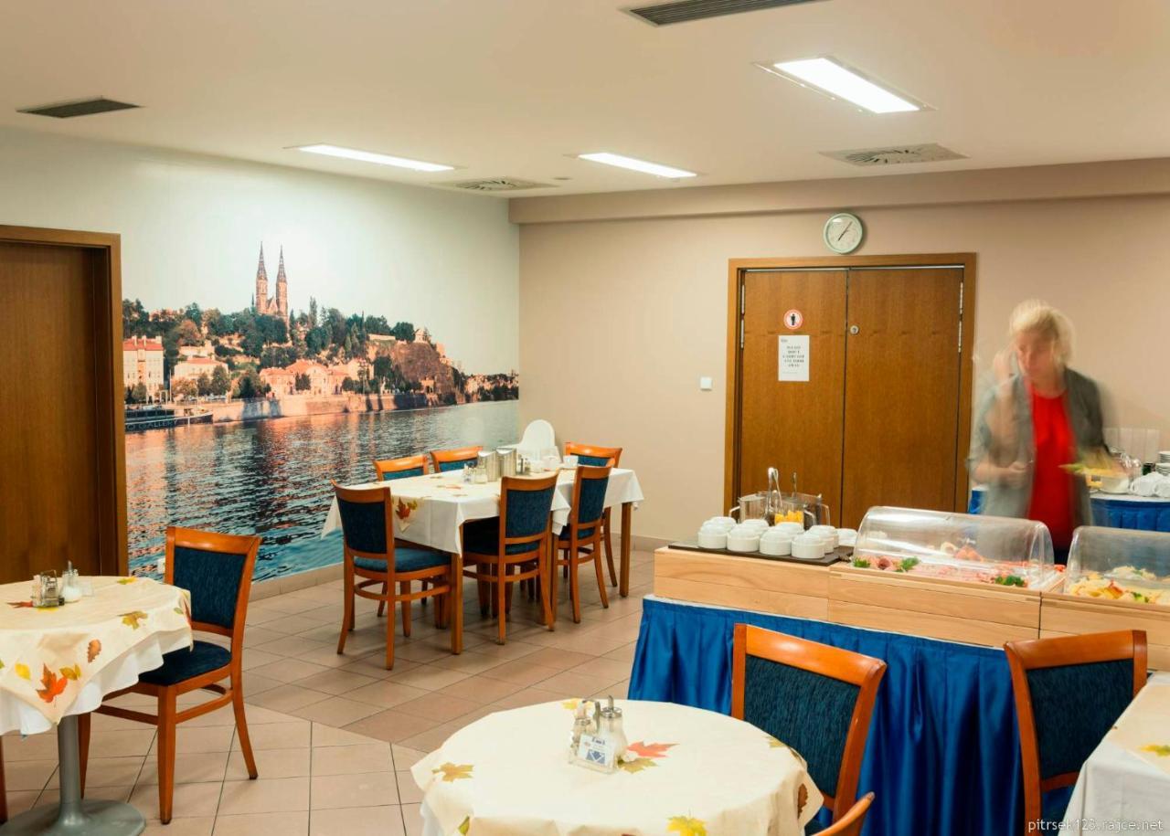 Hotel Inos Πράγα Εξωτερικό φωτογραφία
