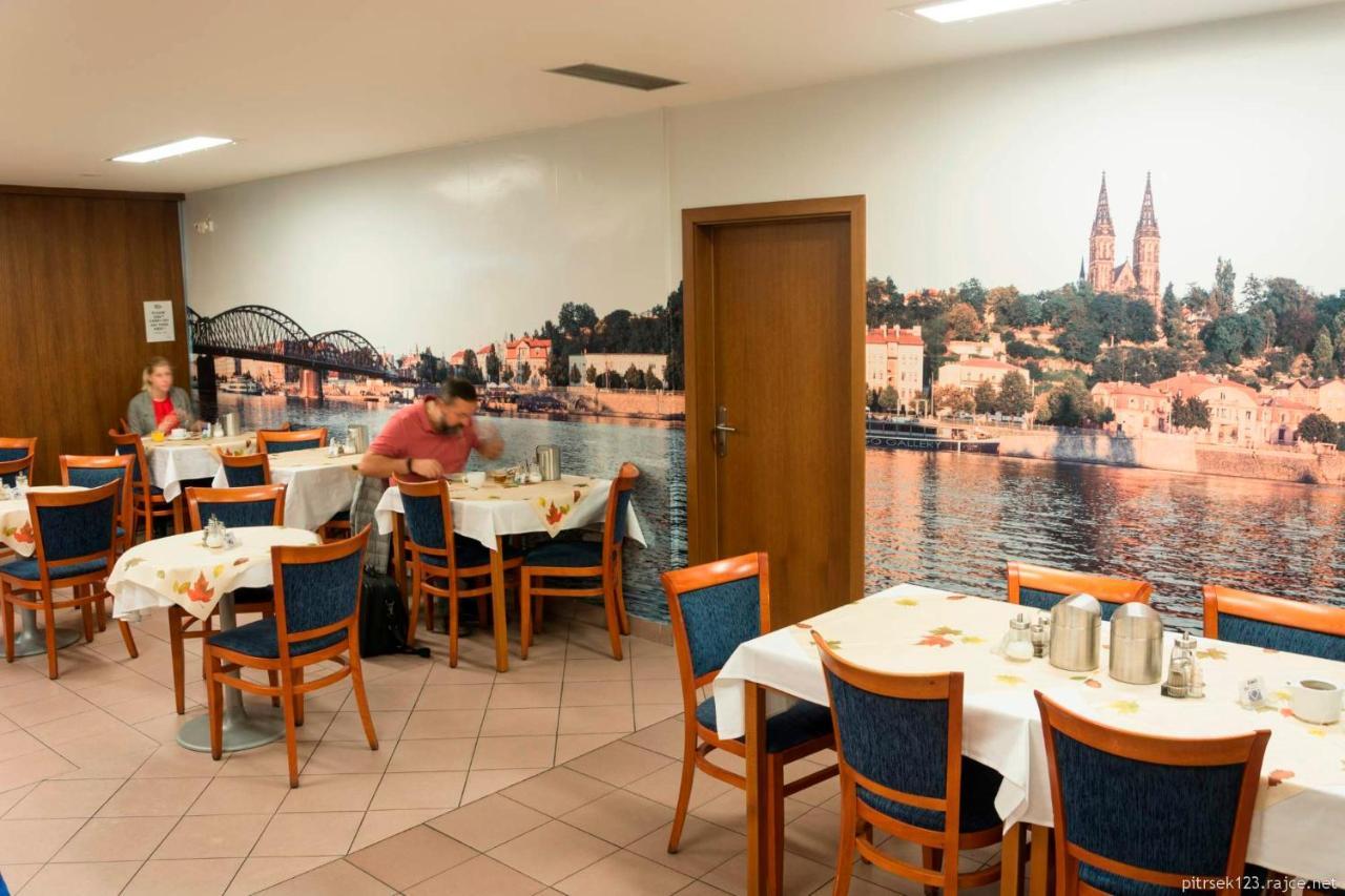 Hotel Inos Πράγα Εξωτερικό φωτογραφία